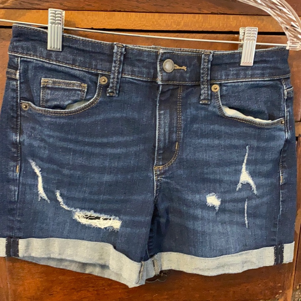 Universal Thread jean shorts size 2/26 like new